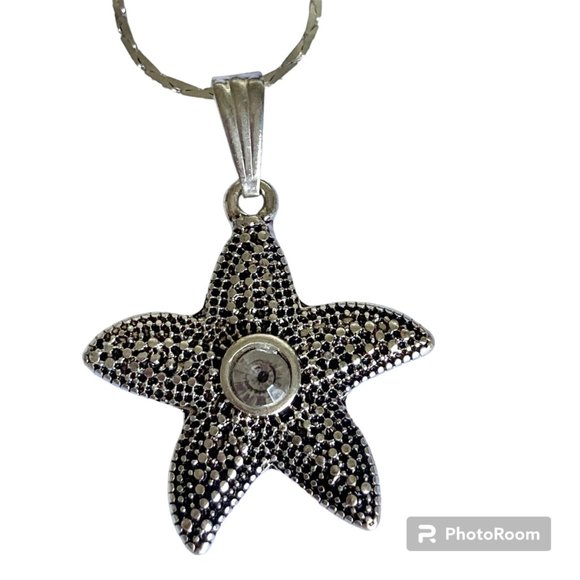 Starfish Necklace Crystal Silver Tone Nautical Island Sea Life 18" Plated - Picture 1 of 11